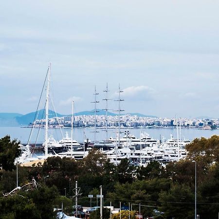 Flisvos Seafront-Marina Apartment Athènes Extérieur photo