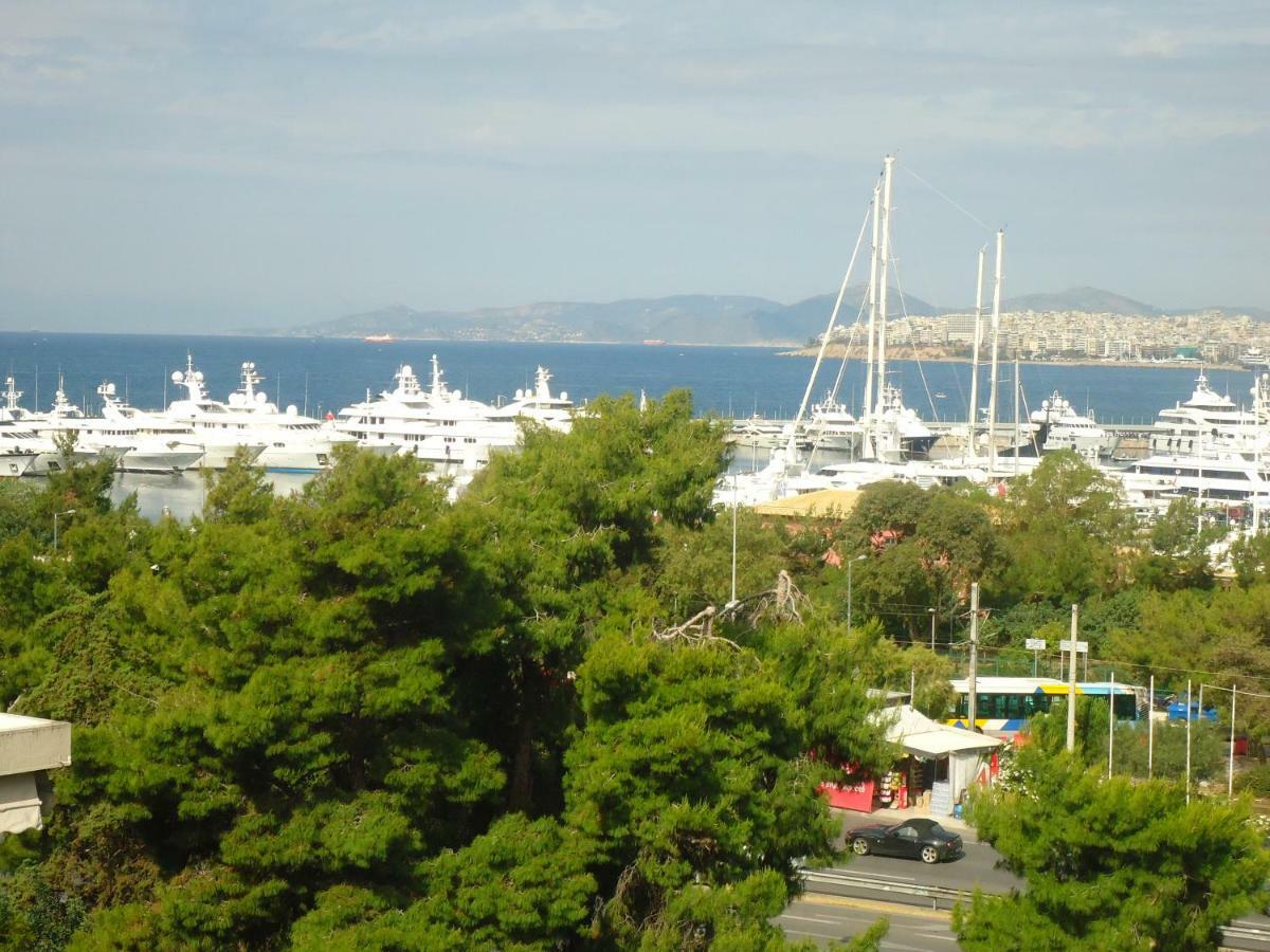 Flisvos Seafront-Marina Apartment Athènes Extérieur photo