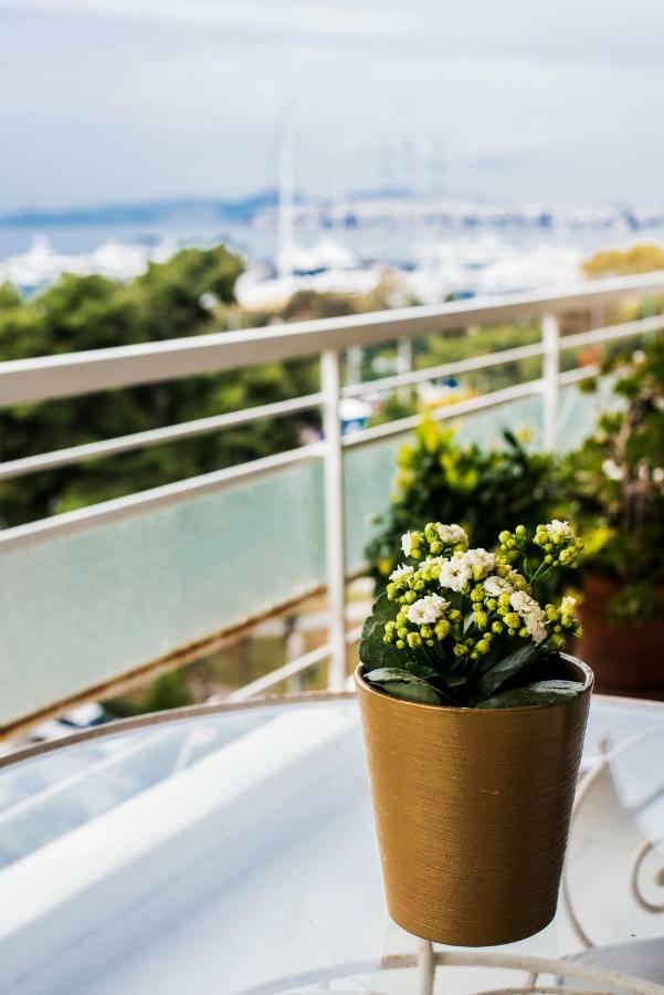Flisvos Seafront-Marina Apartment Athènes Extérieur photo